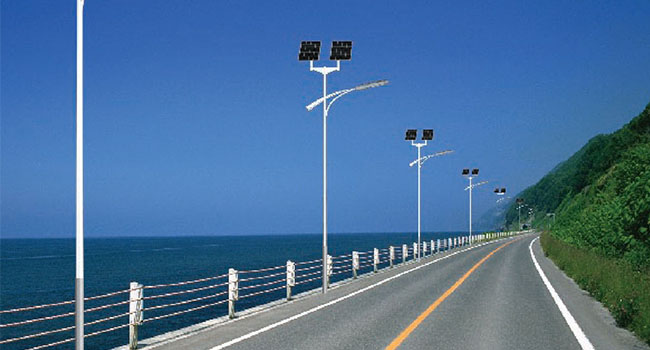 solar street light